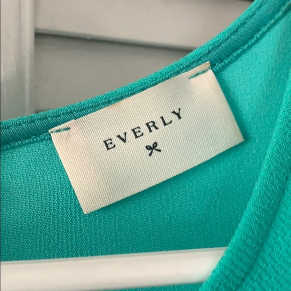 Everly mint dress - Picture 2 of 2